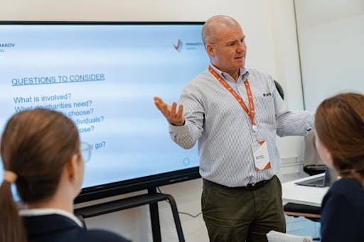 Hugh Mc Enaney teaching a lesson